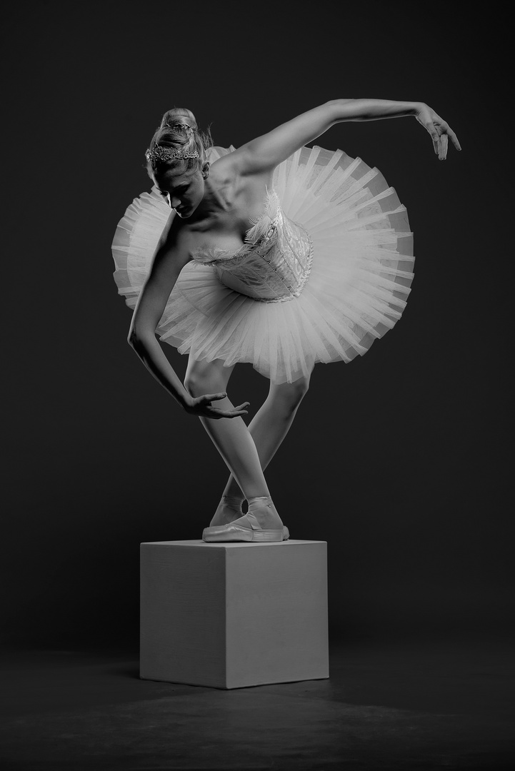 Musicbox Dancer II