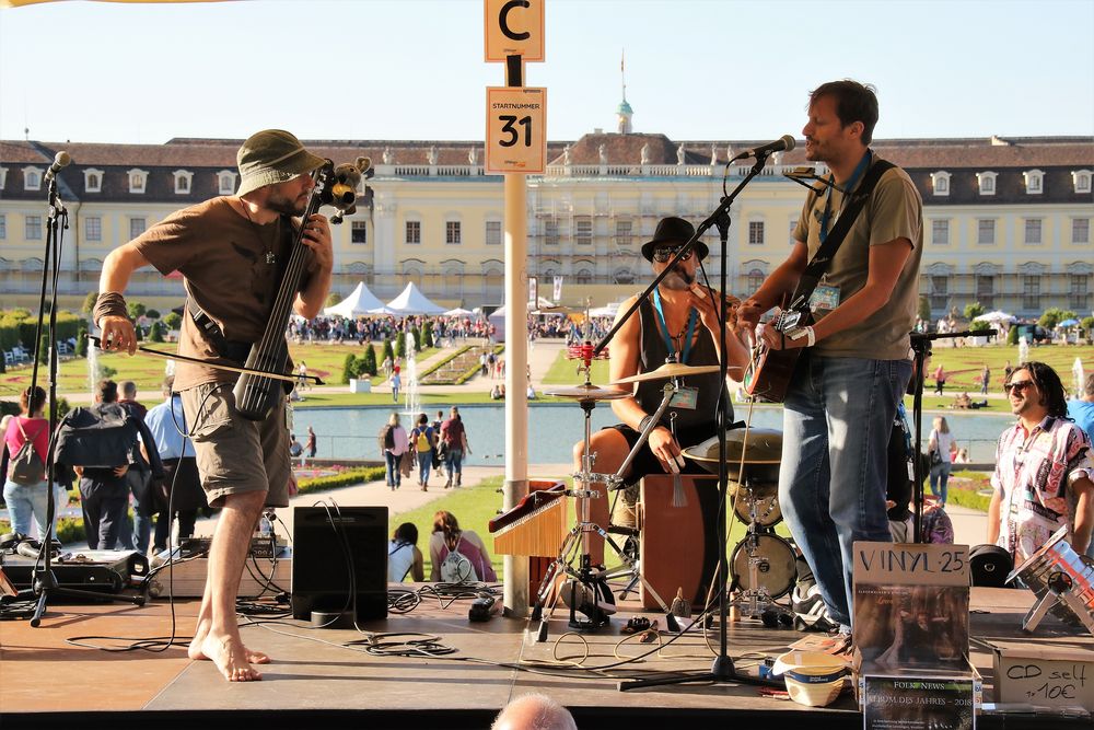 MUSIK Trio LB Festival Ca-19-60col +4Fotos