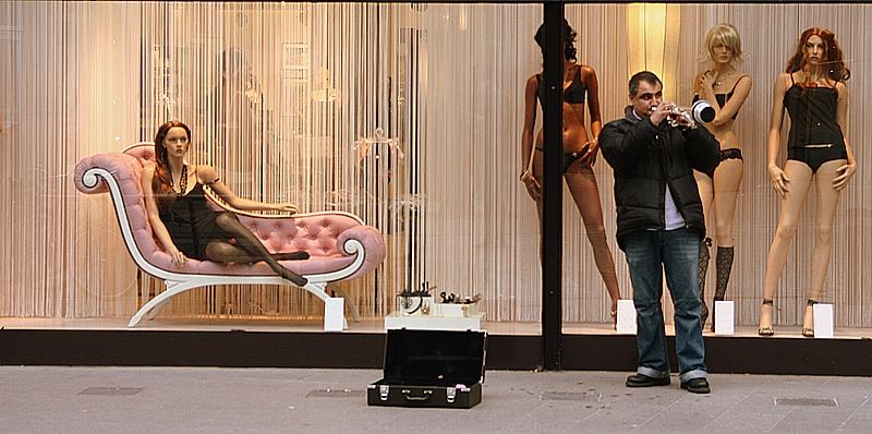 Musik? Unsinn - Sex sells