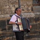 Musiker vor der Nikolaikirche in Leipzig