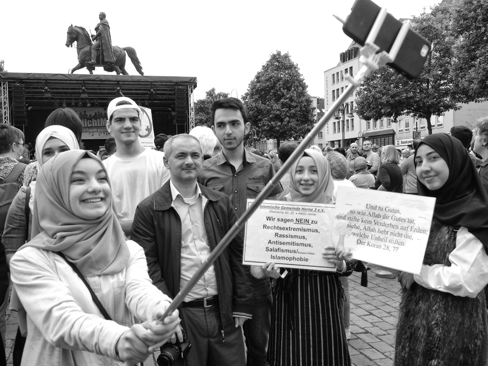 muslim_innen_gegen rassismus und homophobie