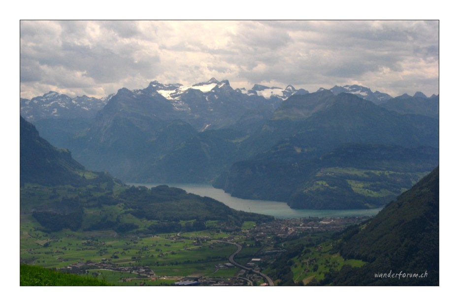 ...muss ja nicht immer blauer Himmel sein (wäre aber auch mal wieder nicht schlecht...)