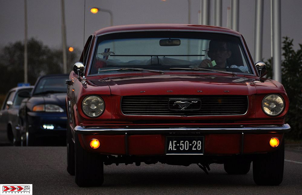 Mustang in the mirror...