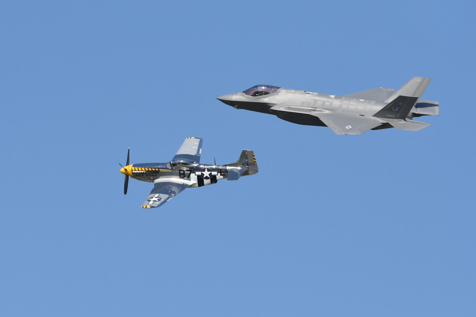 Mustang und F35