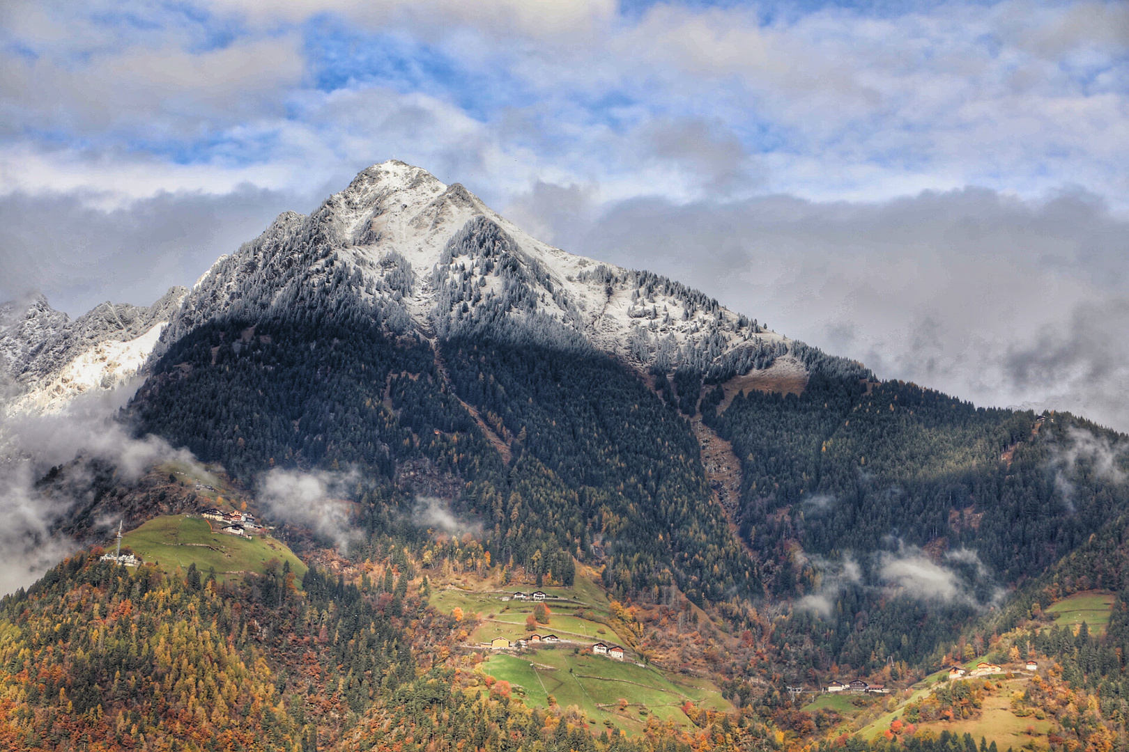 Mutspitze, Dorf Tirol