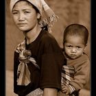 Mutter & Kind Akha Village - Sepia