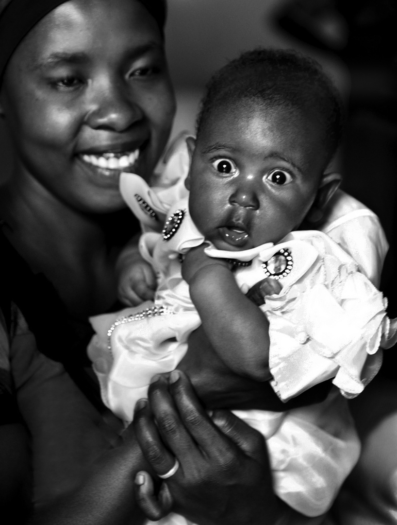 Mutter mit Baby in Burundi/Ostafrika