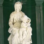 Muttergottes mit Kind von Michelangelo