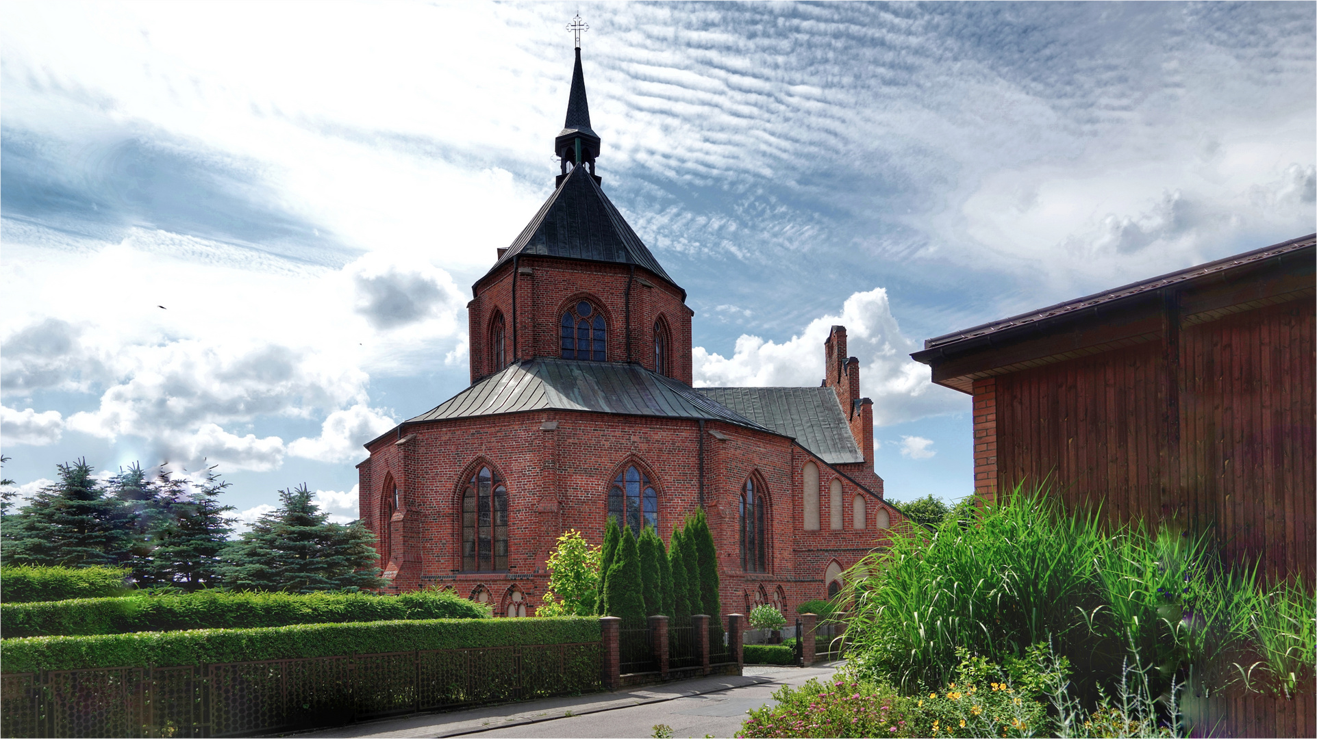 Muttergotteskirche im Rückblick ...