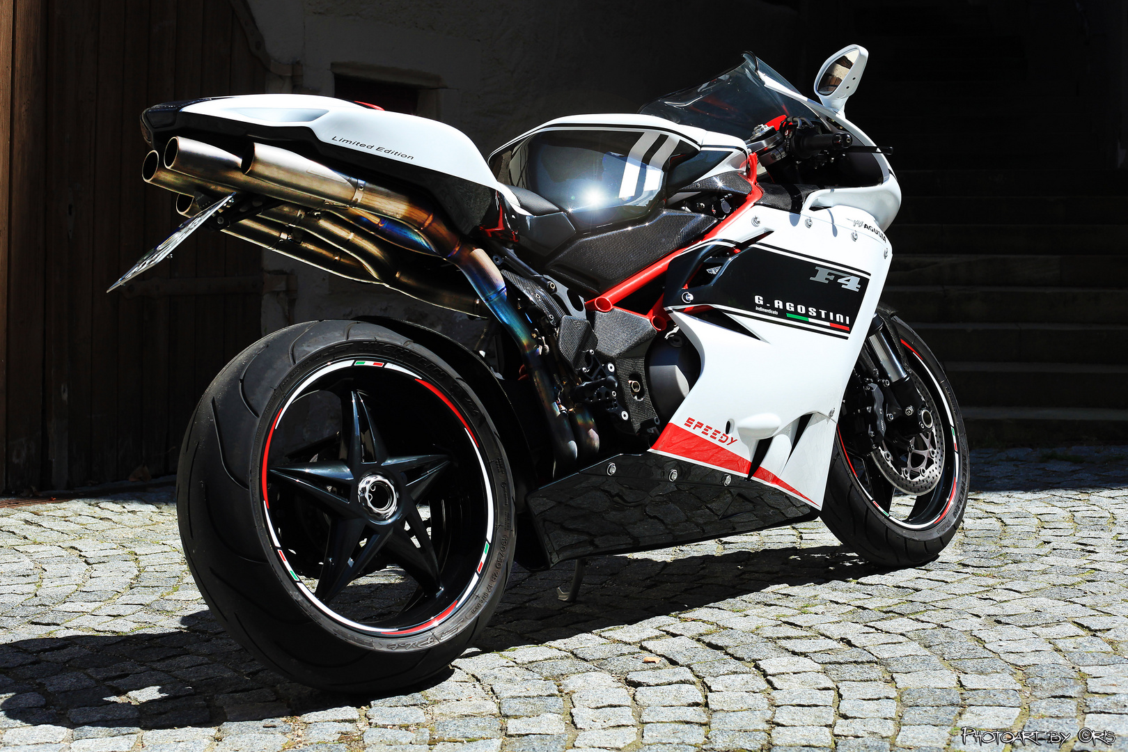 MV Agusta 1000 F4 - Limited Edition pt.2