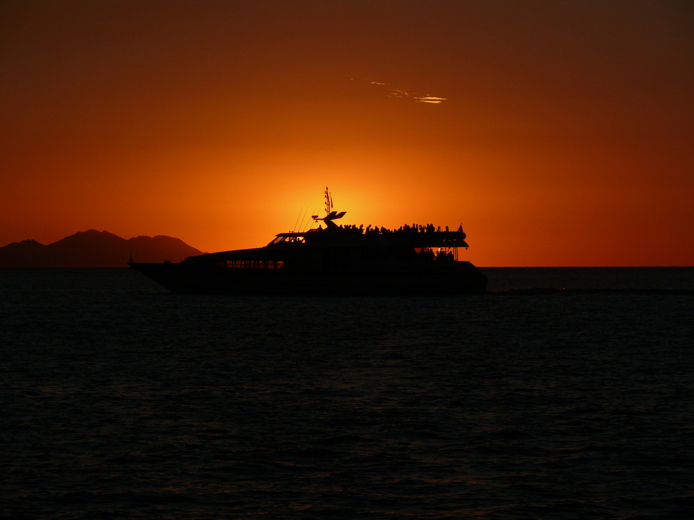 MV Sun Goddess Sunset Cruise