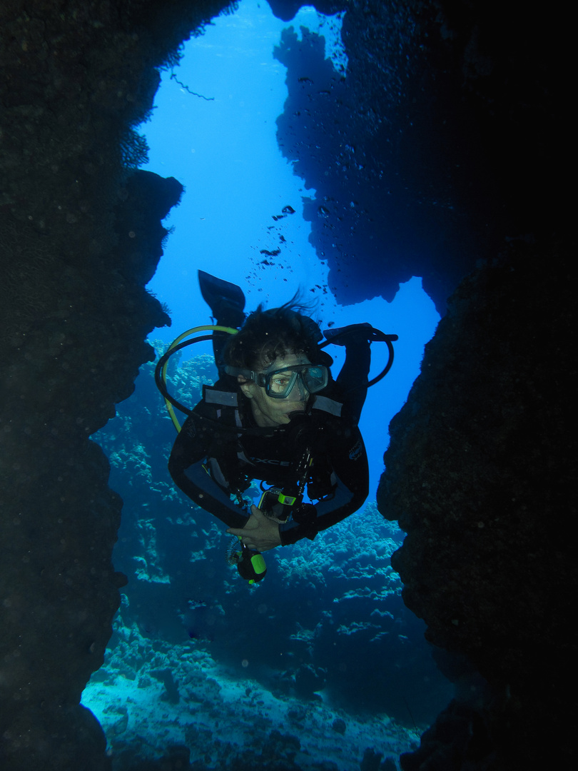 My dives-Entrance in the cave.