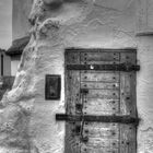 my door  ......... (b/w)