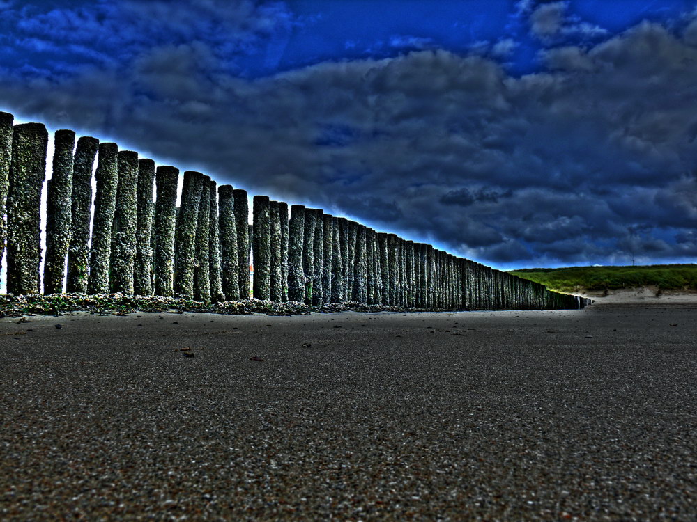 my first HDR Picture (2008) CADZAND (NL)