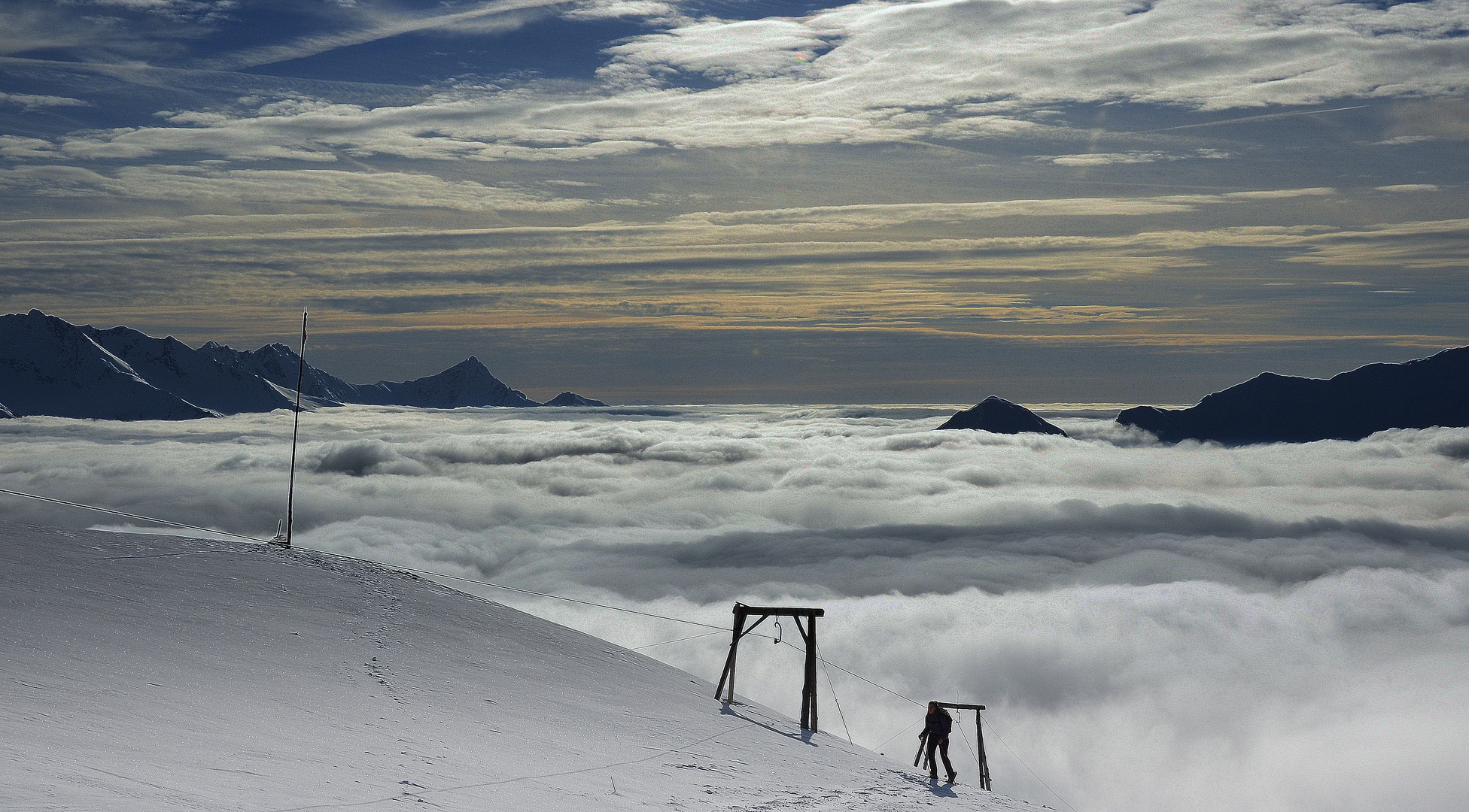 MY HONEY & THE FOG ...