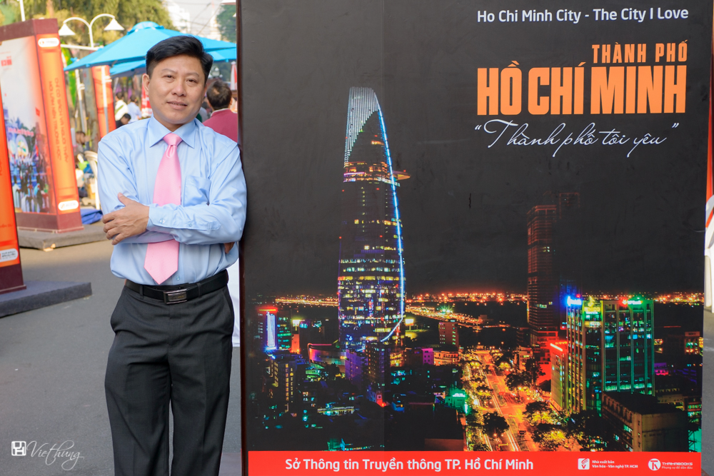 My photo "Modern Saigon" be selected to Photobook cover of "Hochiminh City - The city I love"