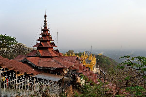 MYA_5309n Mandalay Hill b