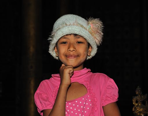 MYA_5460n Girl from Mandalay