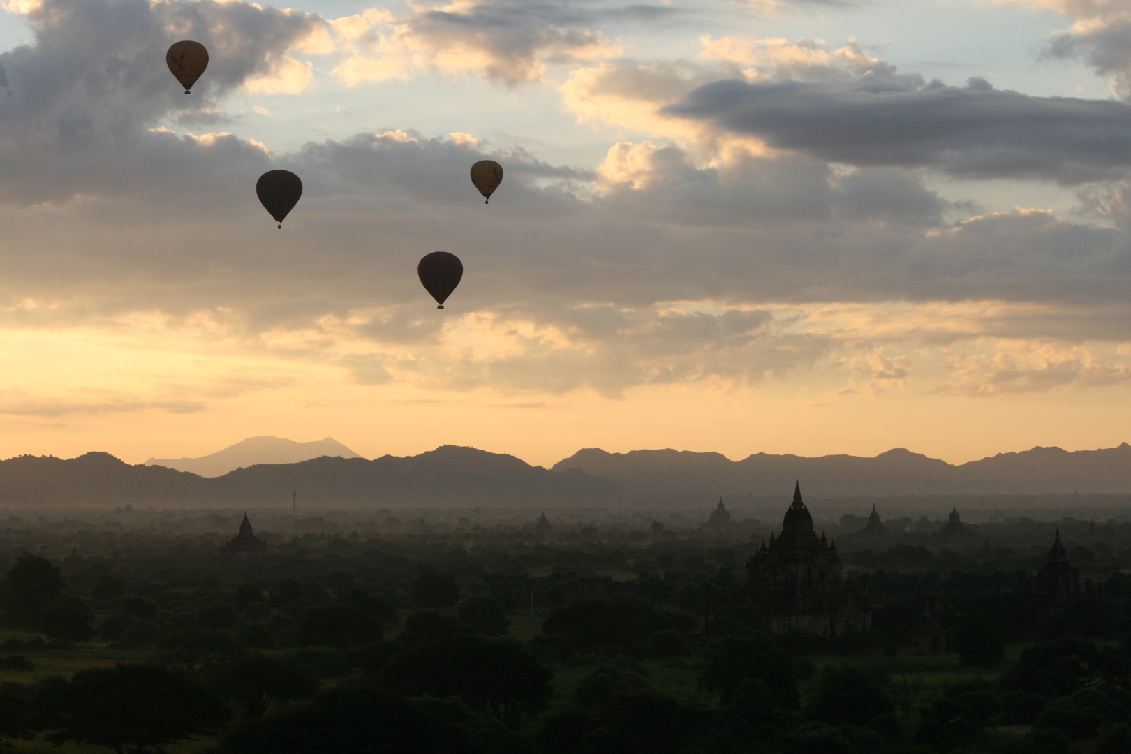 Myanmar, Bagan - Sonnenaufgang