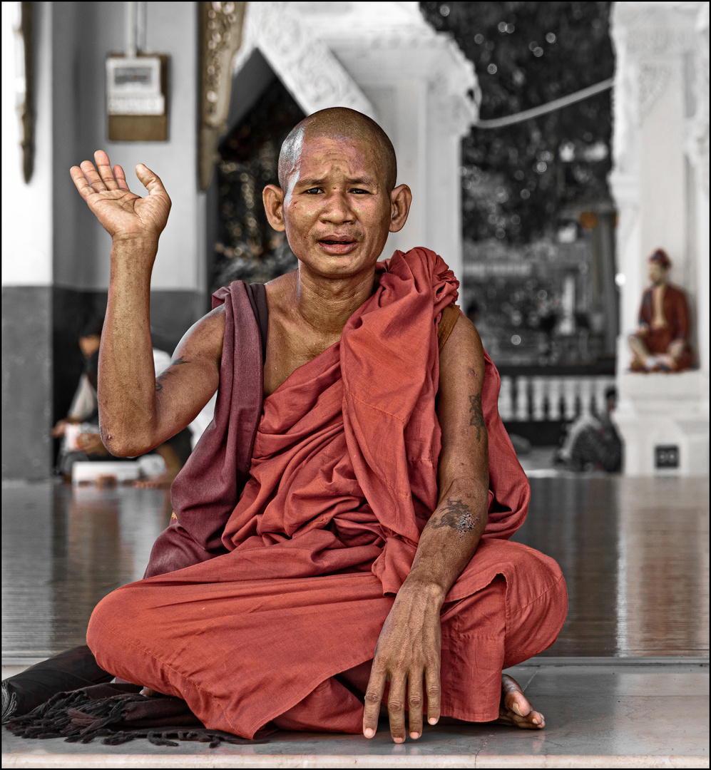 Myanmar: Buddhistischer Mönch