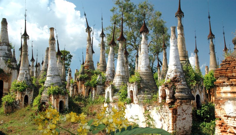 Myanmar Pagoda Shwe Indein / fotomanny@ok.de