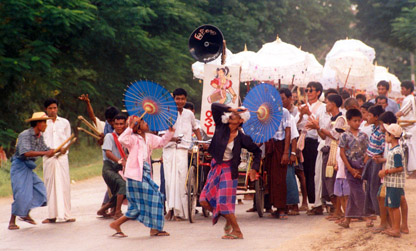 Myanmar Traditional Dance