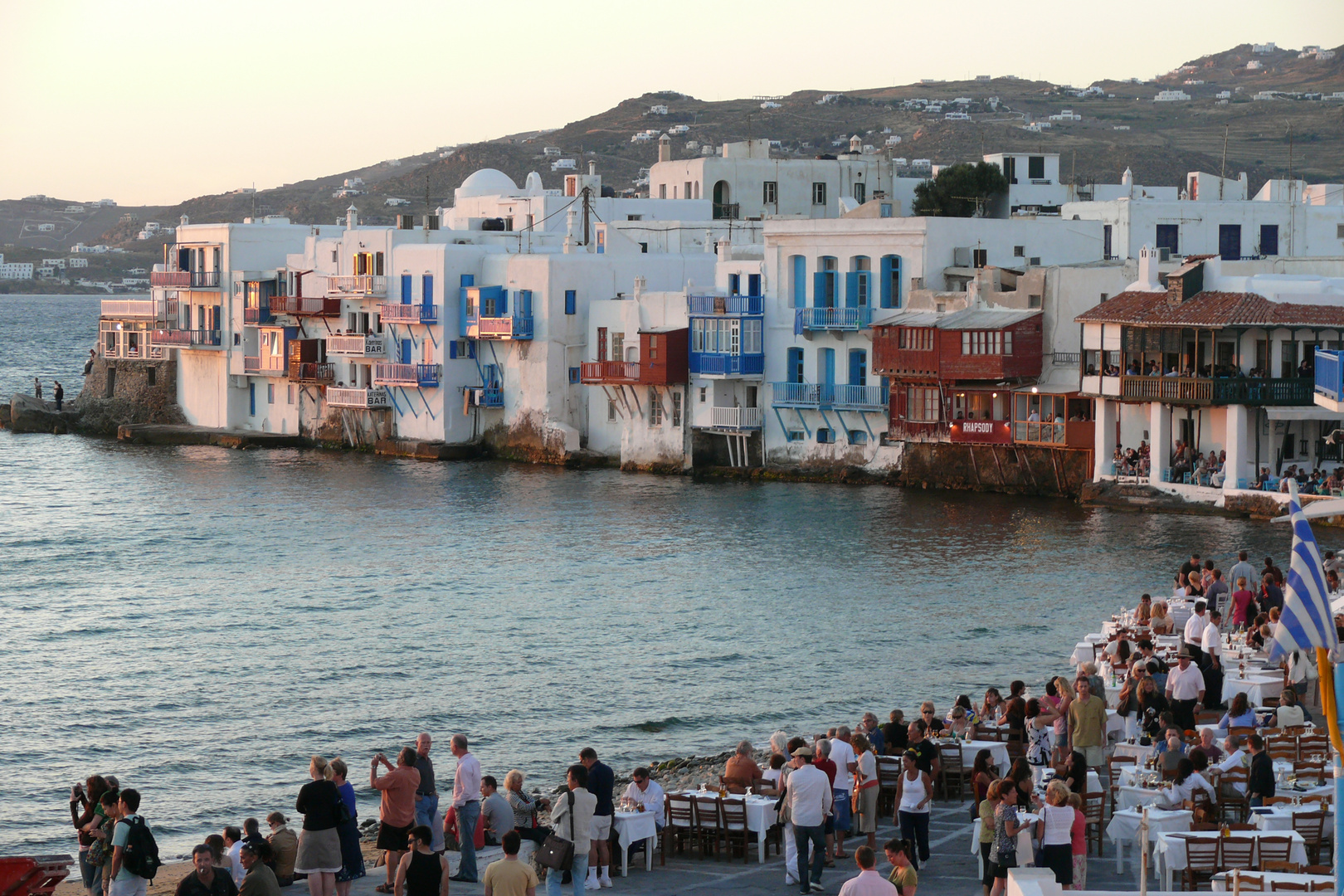 Mykonos 1 - Warten auf den Sonnenuntergang