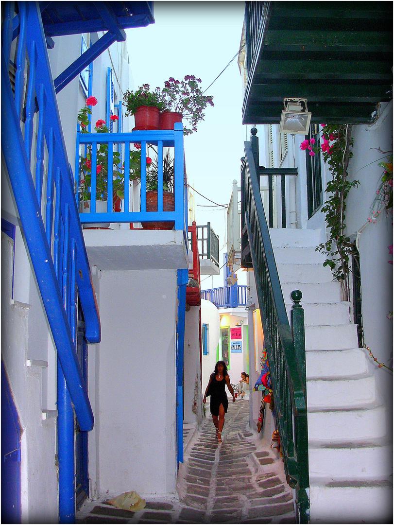 MYKONOS - 8 -