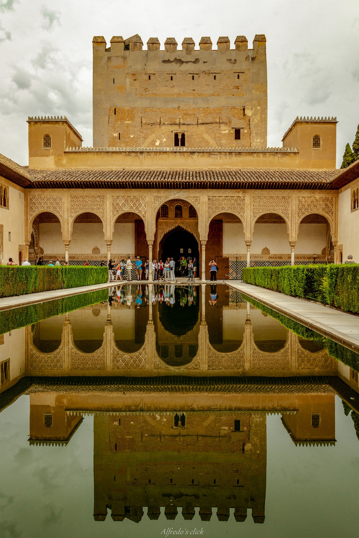  Myrtenhof- Patio de los Arrayanes-Alhambra