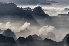 *Mystical Hua Mountains*