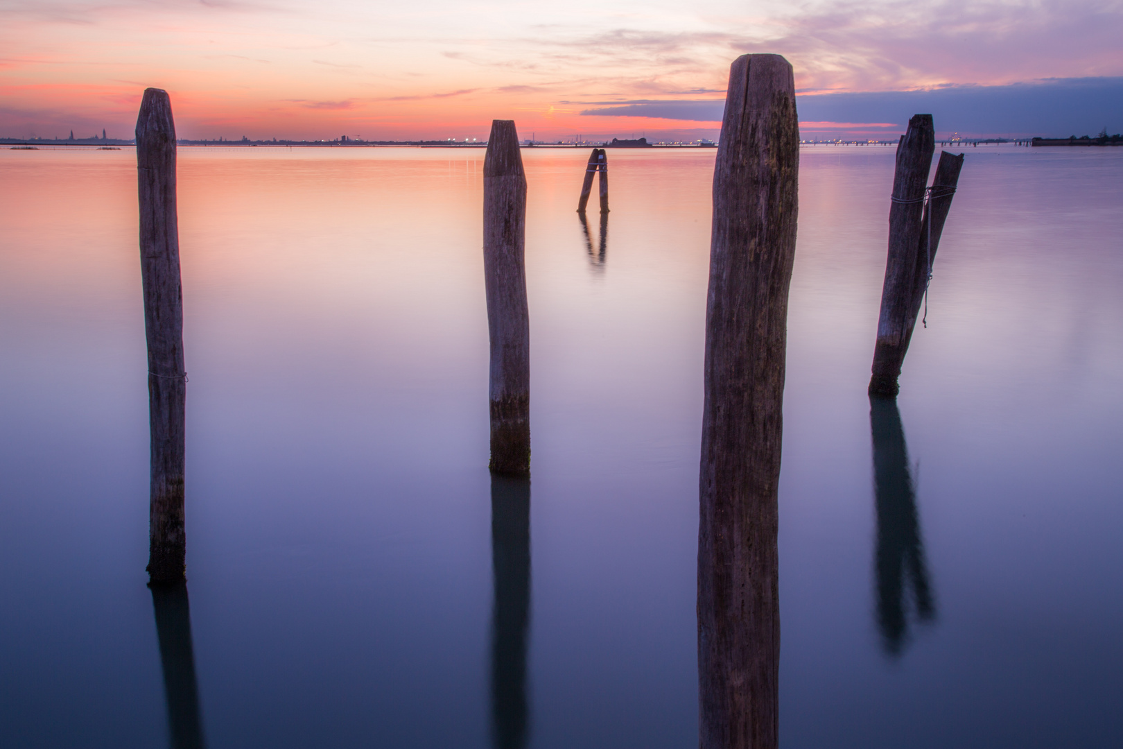 Mystische Abendstimmung auf der Insel Burano