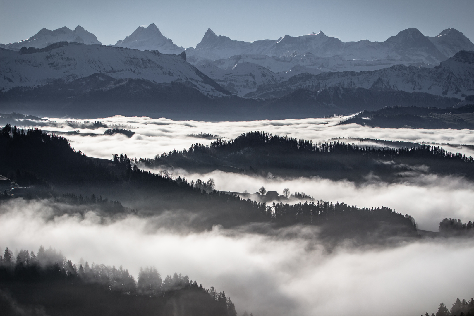 Mystische Berglandschaft