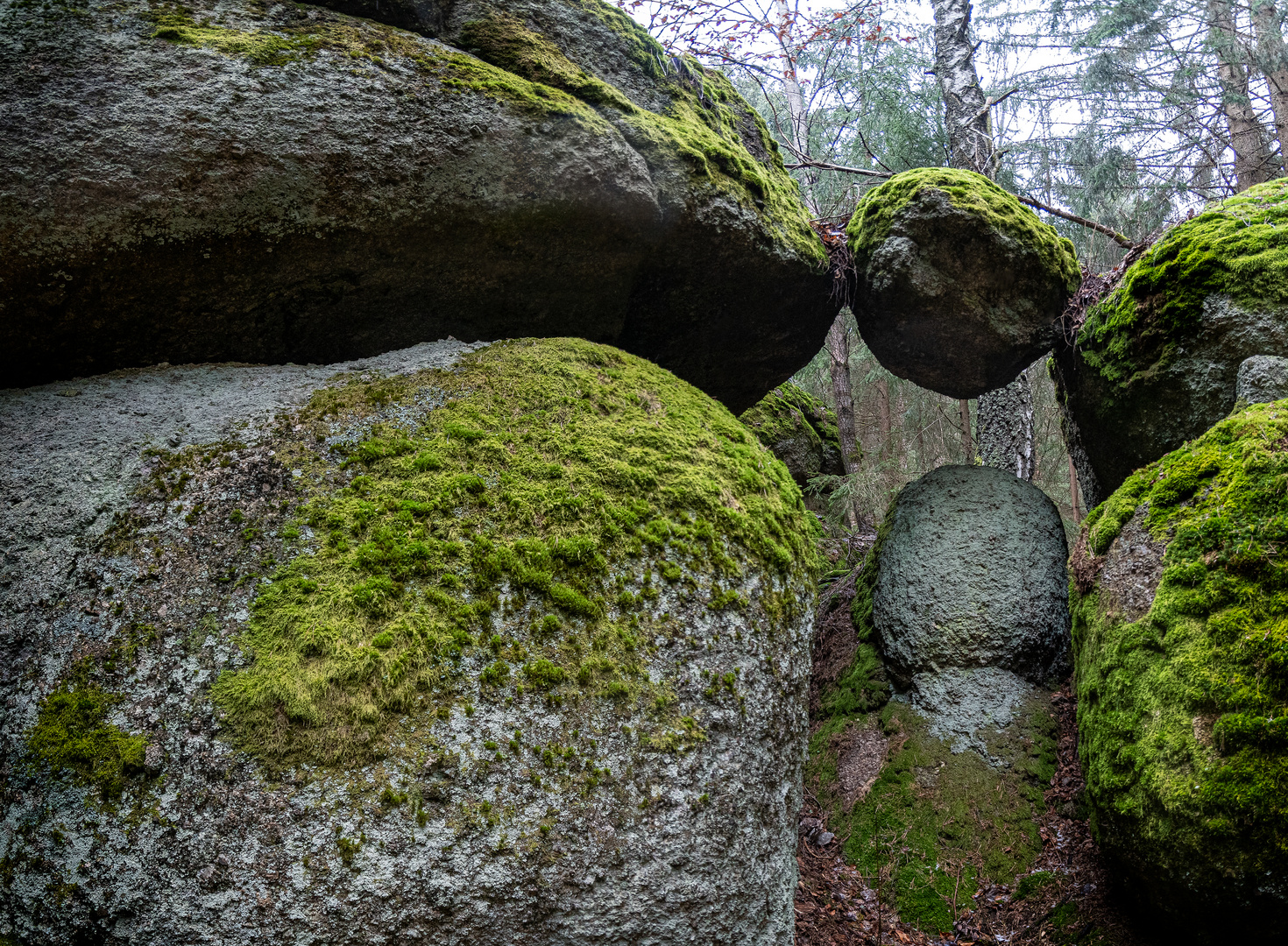 mystische Granitkugel bei Rapottenstein im Waldviertel