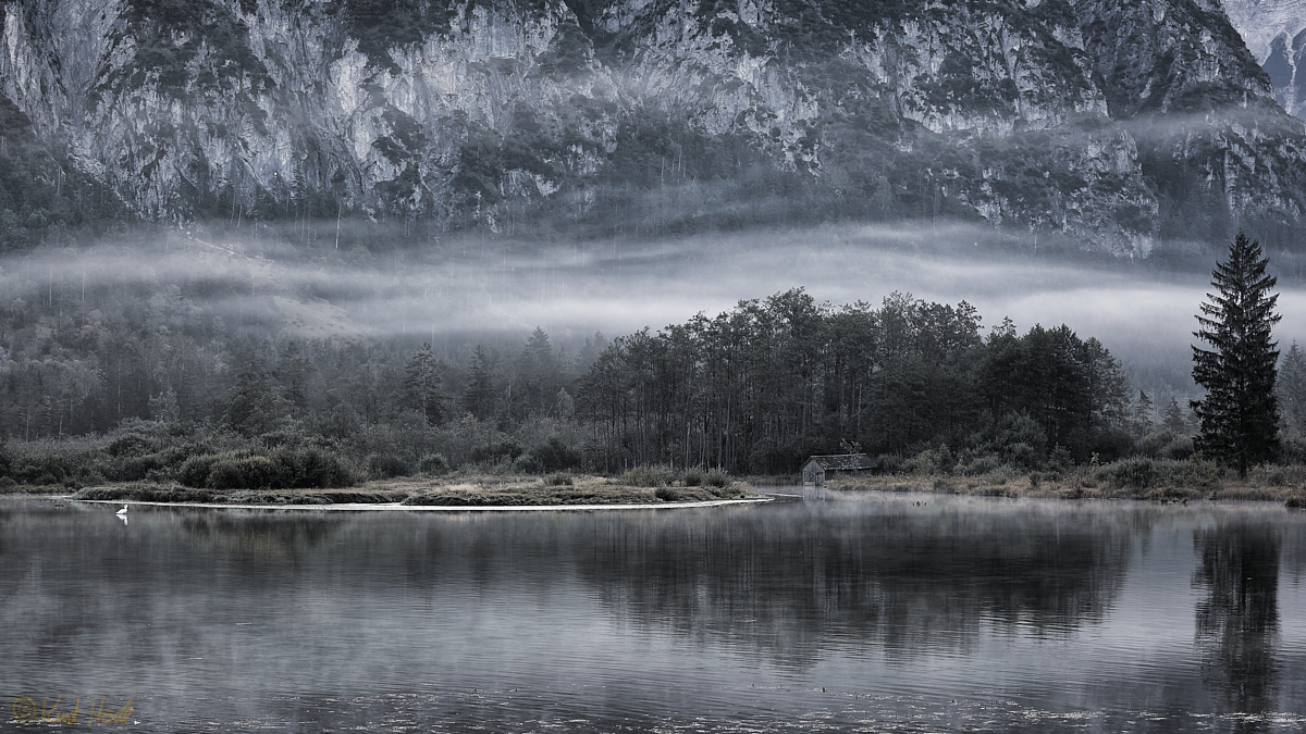 Mystische Morgenstimmung am Almsee..