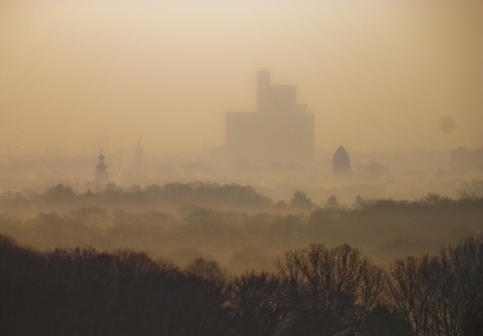 Mystische Morgenwelt in Köln