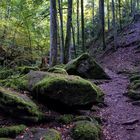 Mystische Steine im finsteren Tal 