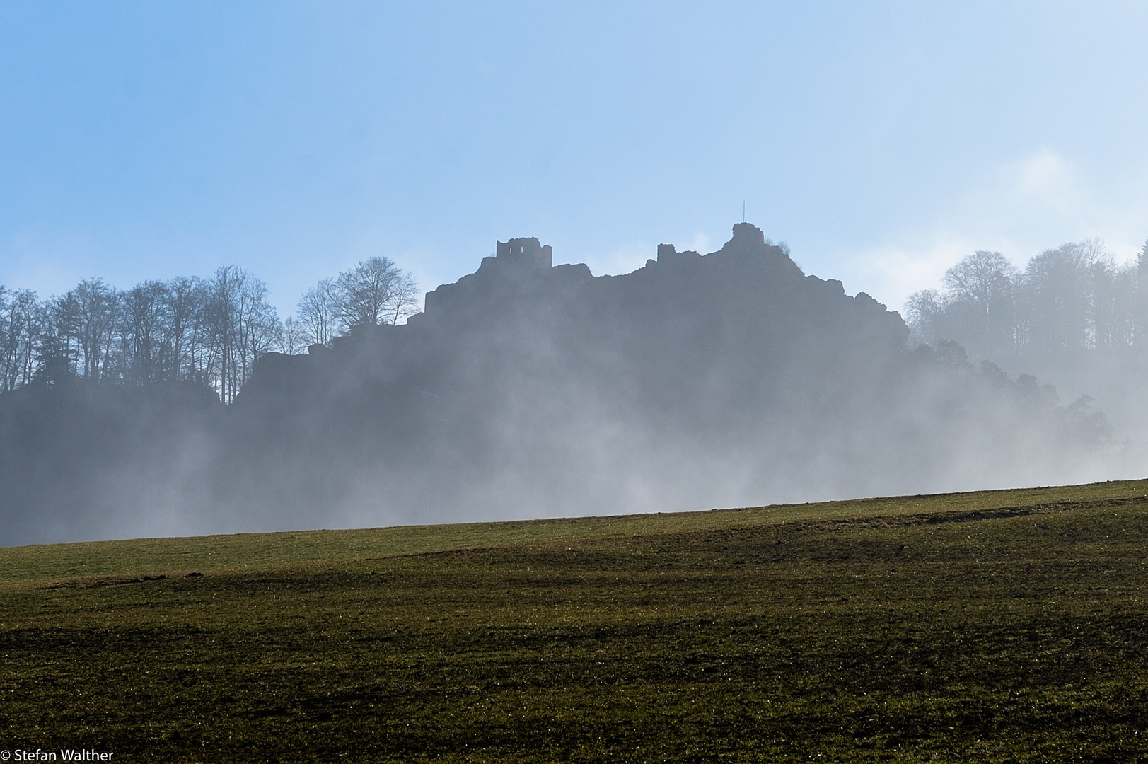 Mystische Stimmung b. Burgruine Alt-Bechburg