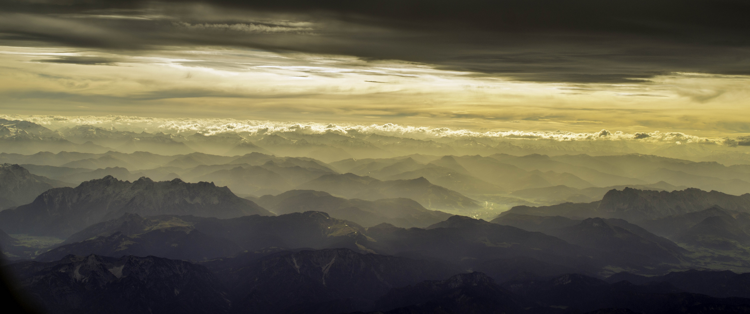 Mystisches Alpenland