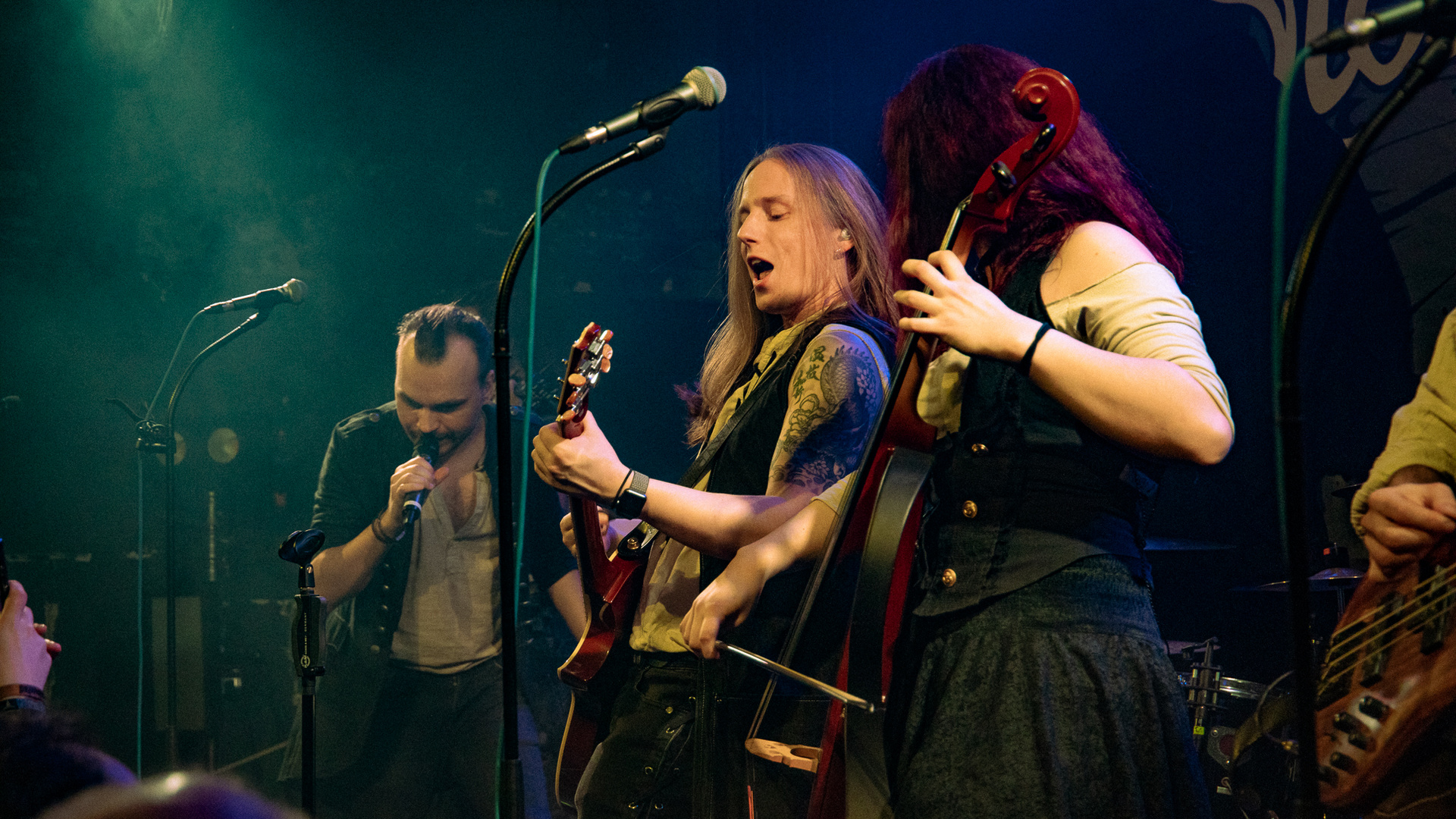 Mythemia als Vorband bei der Stormseeker Tour