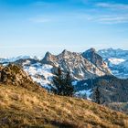 Mythen mit Tödi und Clariden im Hintergrund