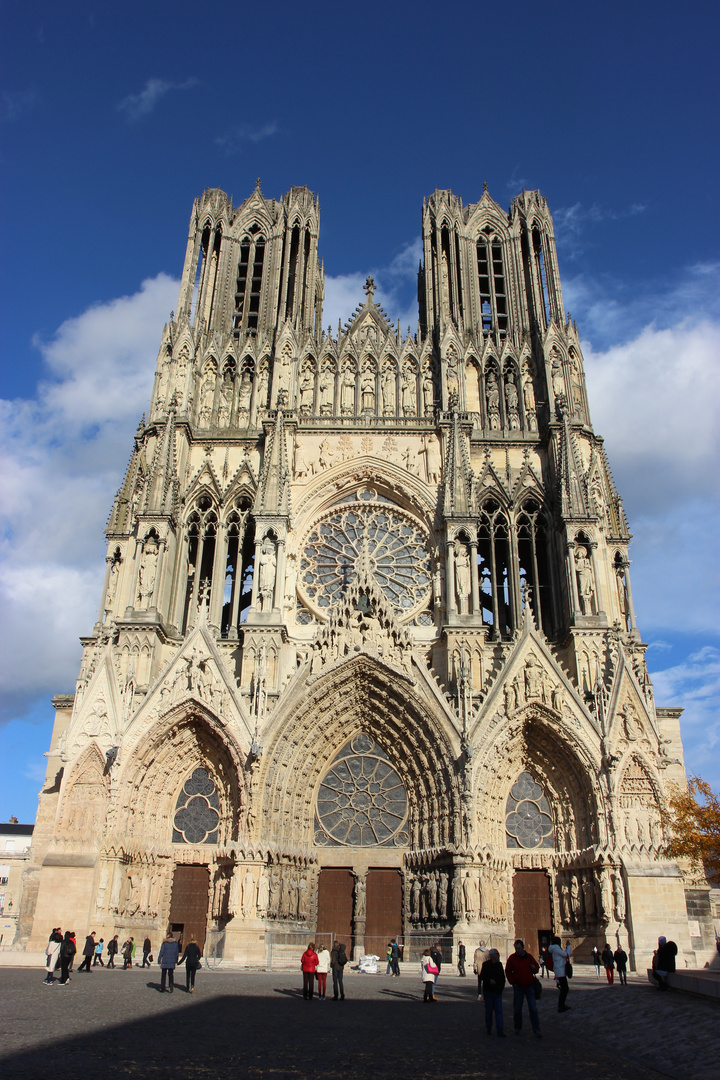 N D de REIMS !