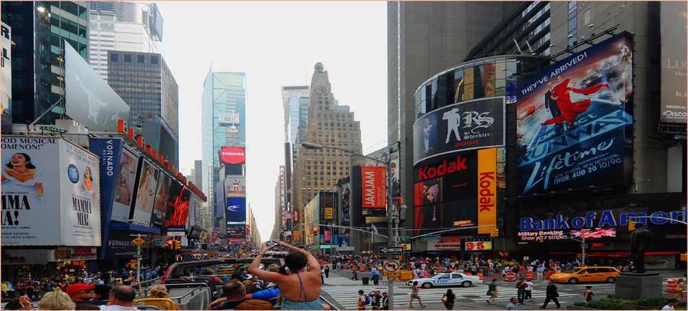 N. Y. Time Square (III)