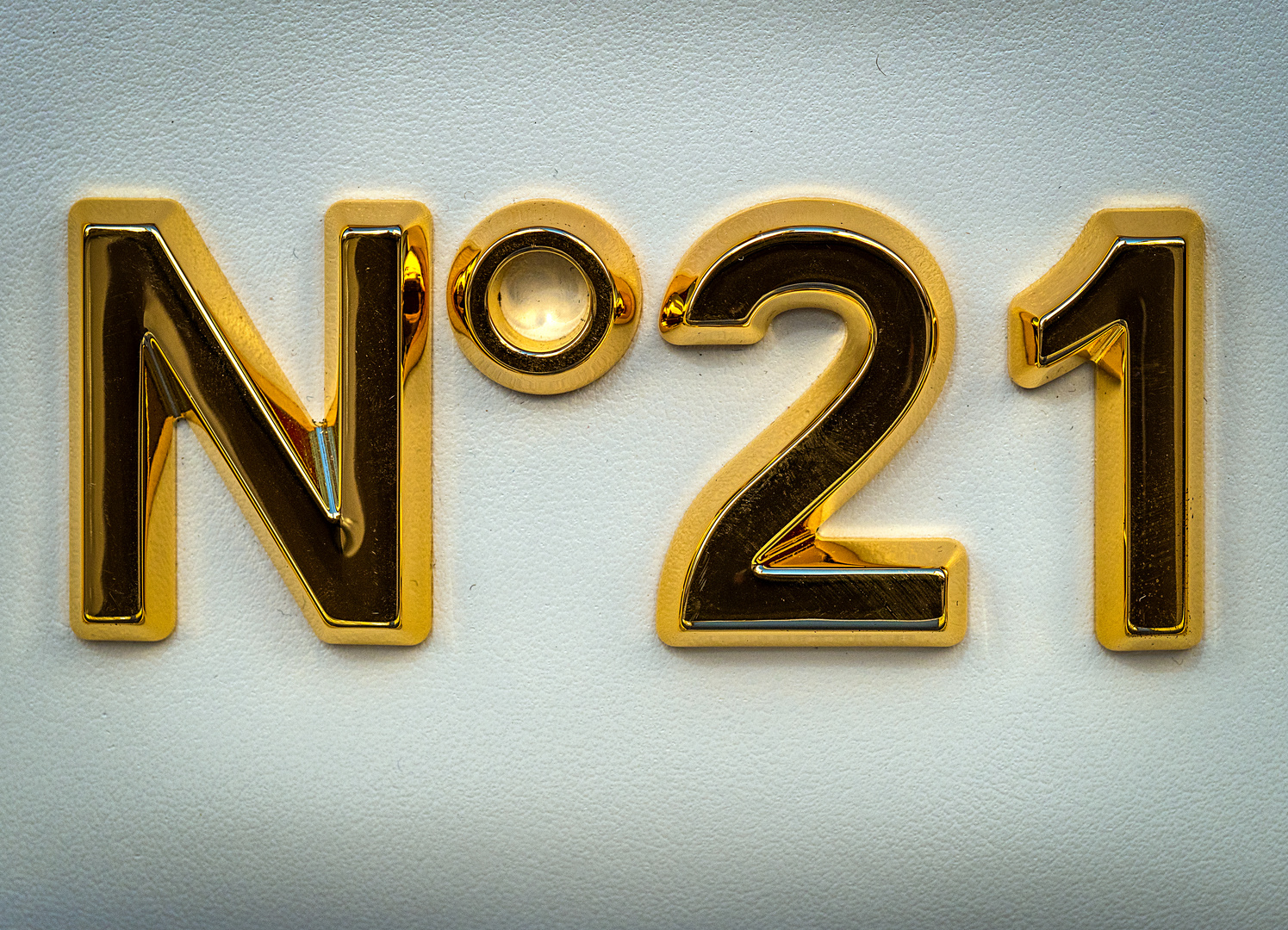 N°21...