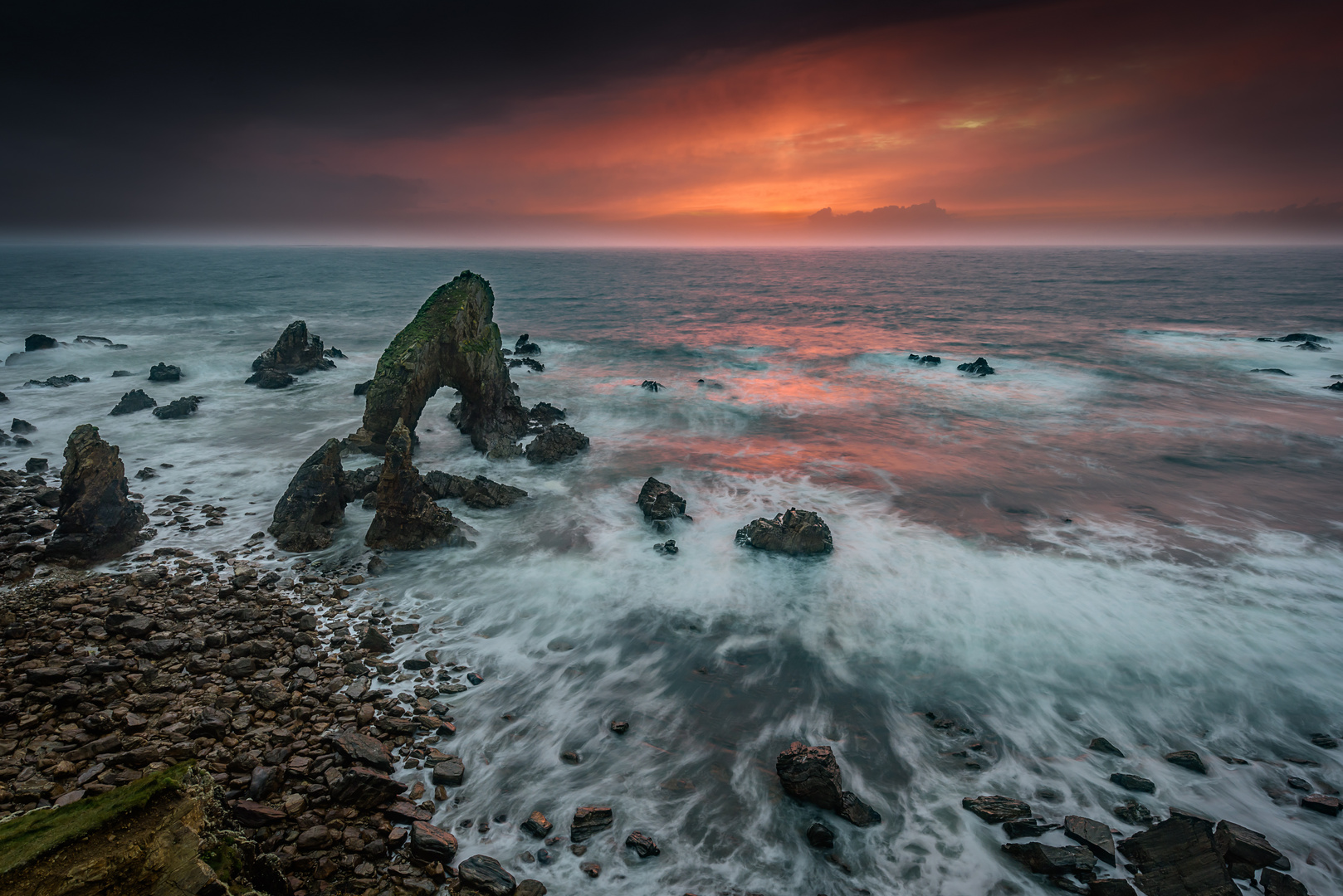 Na Bristi Sea Arch