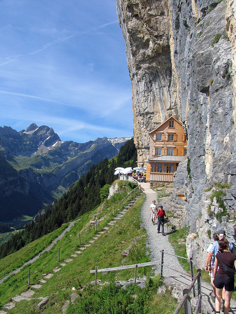 Na, Lust auf einen Appenzeller Alpenbitter?