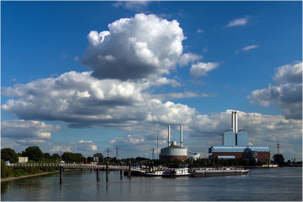 Nach dem Anlegen scheint die Sonne auch bei Vattenfall