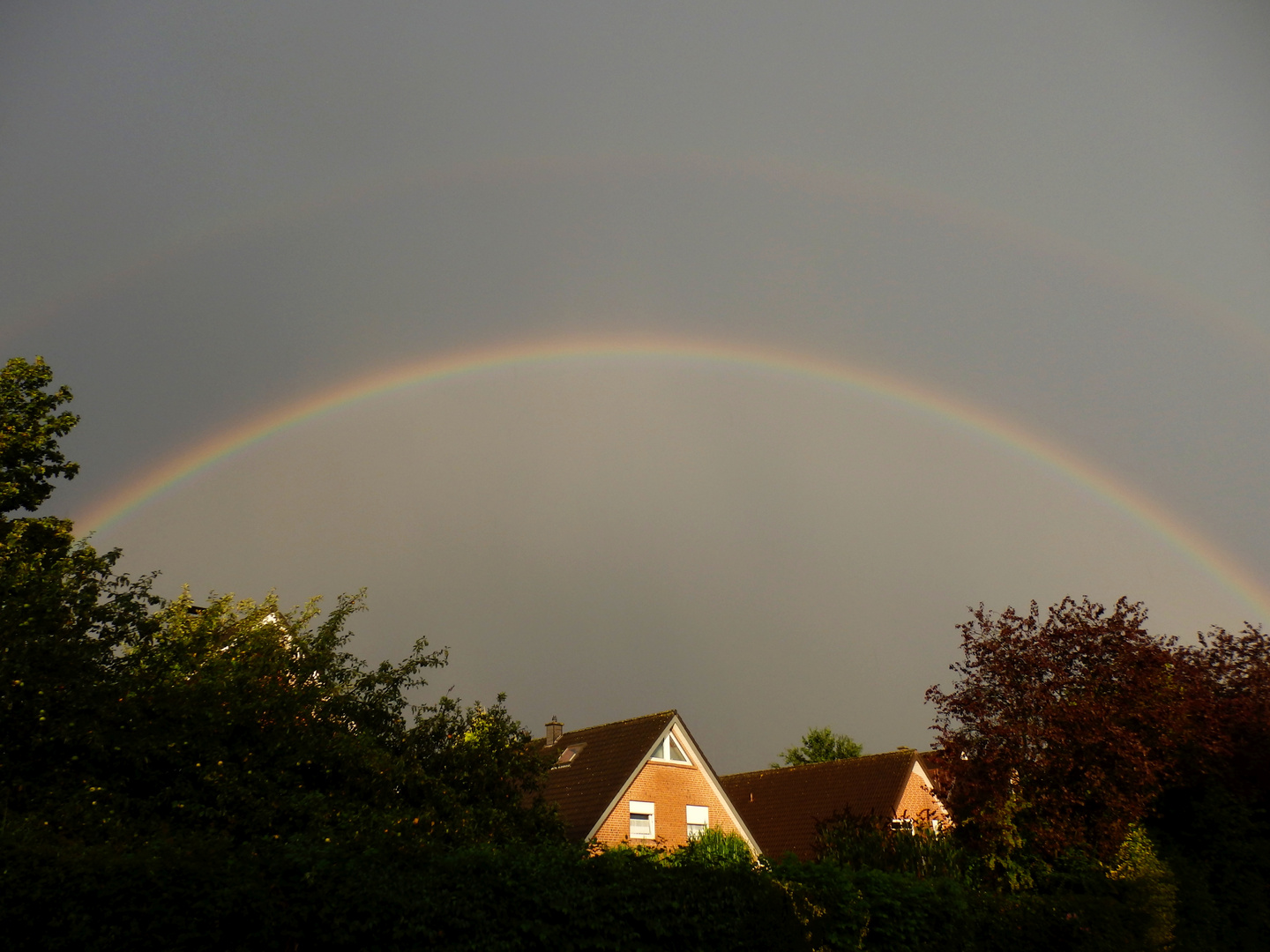 Nach dem Gewitter - doppelter Regenbogen über Münster