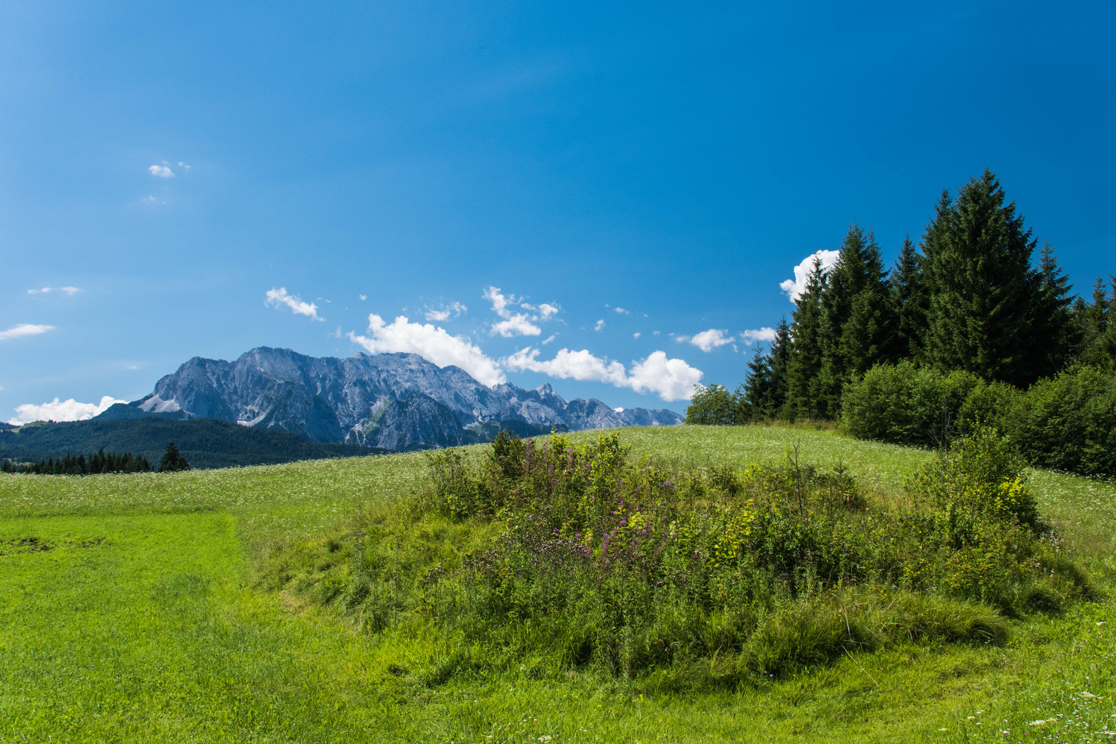 Nach dem Gewitter. Rundweg um den Barmsee im Karwendel.