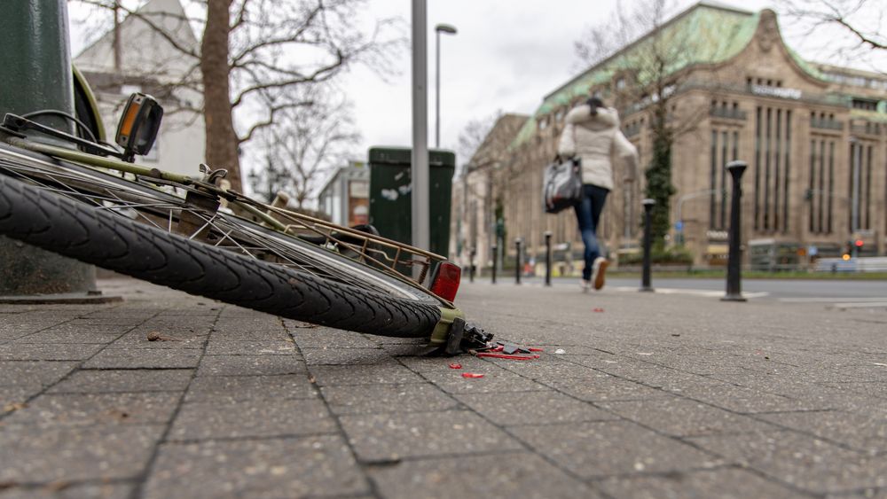 Das Darf Man Nicht Verpassen Diese Entdeckung Nach Dem Sturz Vor 28 Jahren In Gletscherspalte Ist - exybcm3