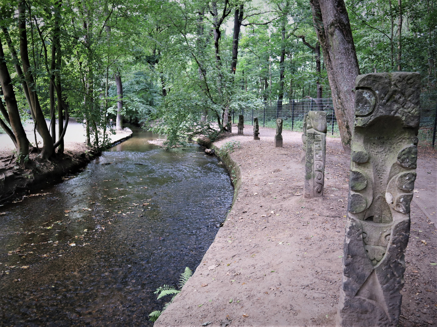 nach der Brücke im Prießnitzgrund